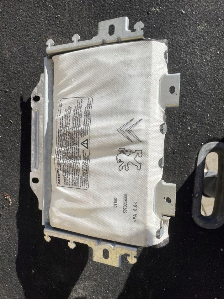 фото №1, Подушка пассажира peugeot rcz 9681466680