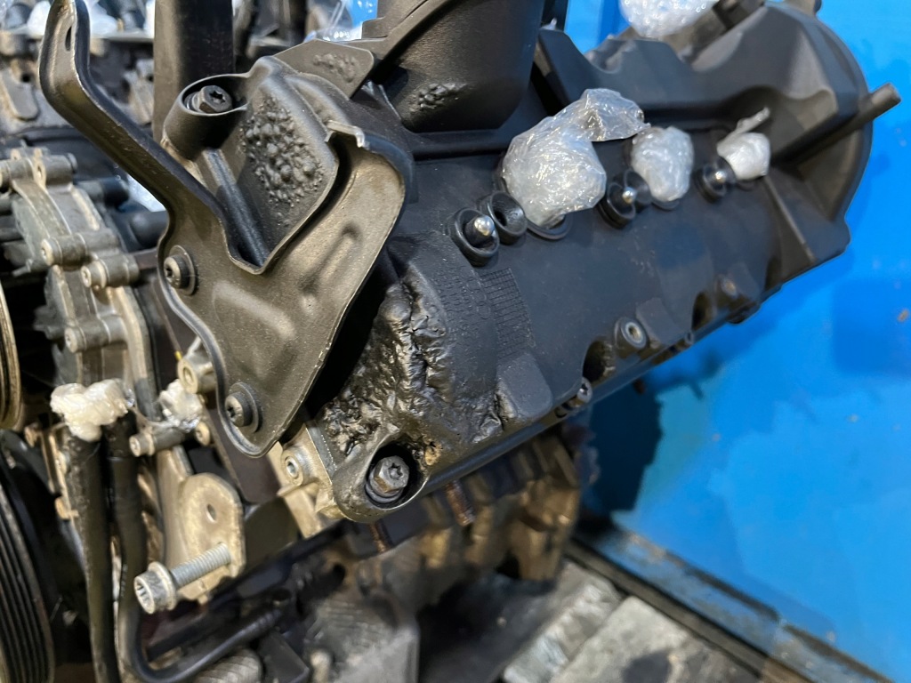 Двигун стійку  audi a6 c7 cdu 3.0 tdi 245 km Зі Шроту