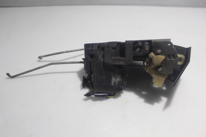 фото №3, Замок правый перед дверь alfa romeo 156 i