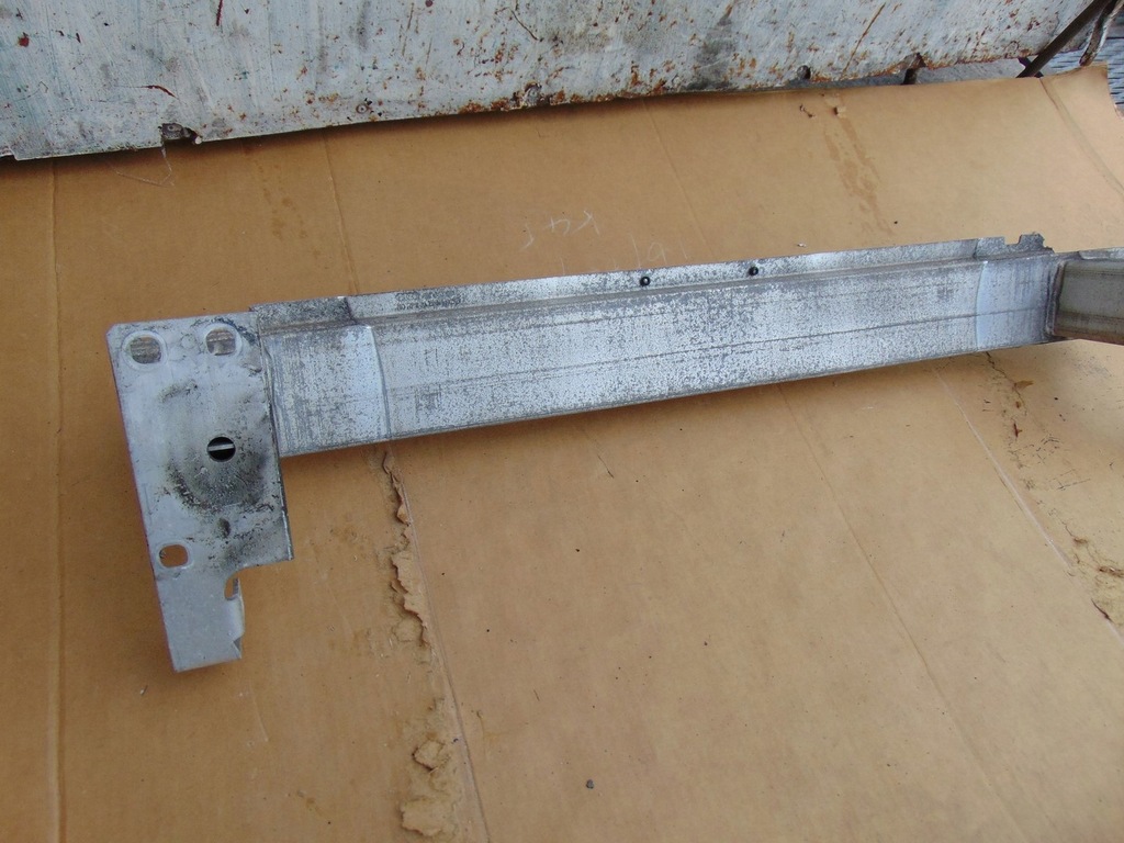 фото №9, Балка бампера перед audi a1 8x0807109c