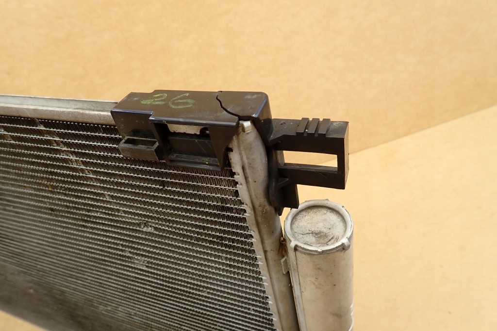 Toyota yaris iv 20- highlander corolla e21 радиатор воды cz4477400731 оригинальный номер Доставка