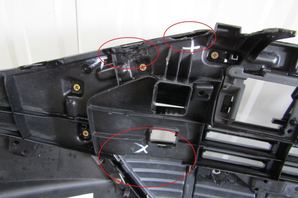 Бампер перед передній audi e tron etron 4ke 18- в Україні