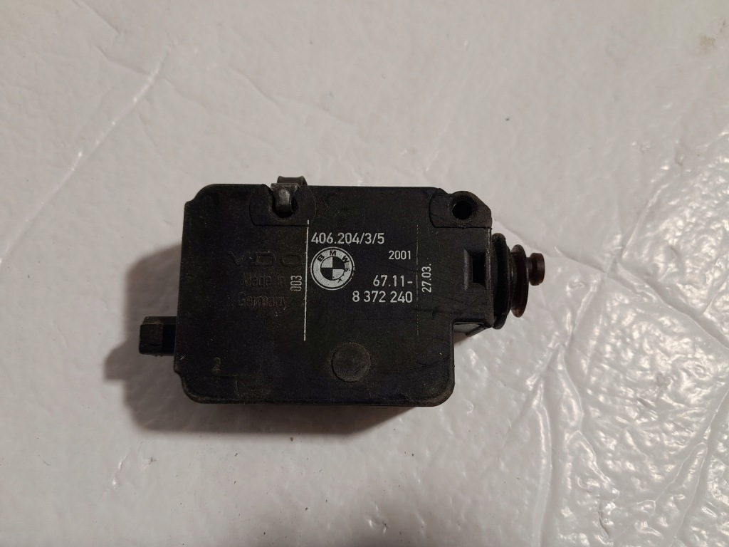 Купить Bmw e46 привод крышка заливной топлива 8372240