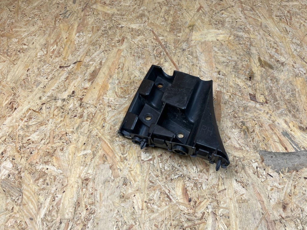 Купить Кронштейн направляющая бампера перед правый volvo v40 ii 31425111 2012-