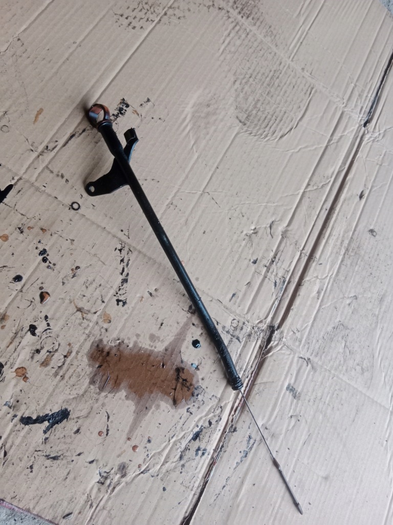 фото №1, Щуп щуп масла peugeot 508 1.6 ehdi