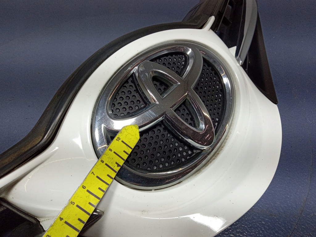 фото №8, Toyota auris ii e18 решітка радіатора решітка радіатора емблема 53114-02260 040