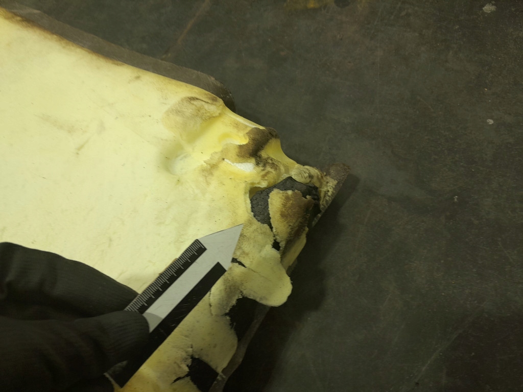 фото №12, Audi q7 ii 4m lift коврик обшивка пол задняя 4m0863019ah