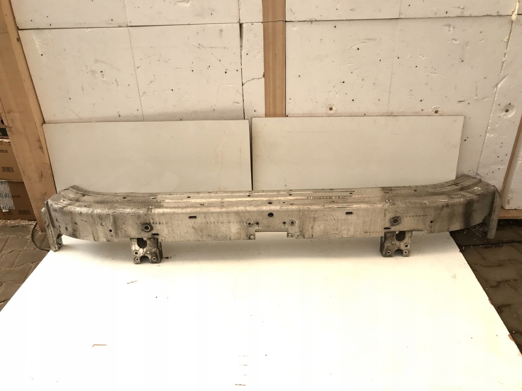 фото №1, Балка бампера підсилювач renault t range gamma оригінальний номер 82679327 b-b