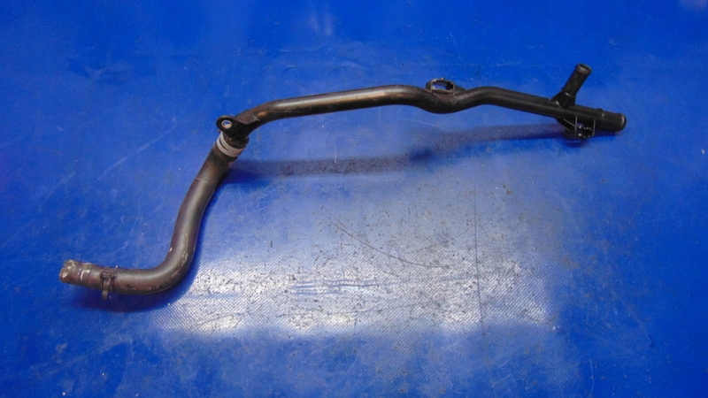 фото №1, Шланг труба wody 04c121070b audi a1 82a 1.0tfsi