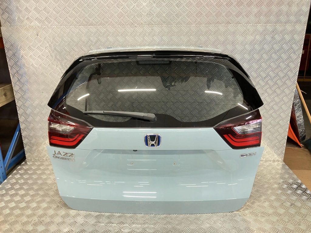 фото №1, Крышка багажника багажника комплектная камера honda jazz v 20- crosstar b609