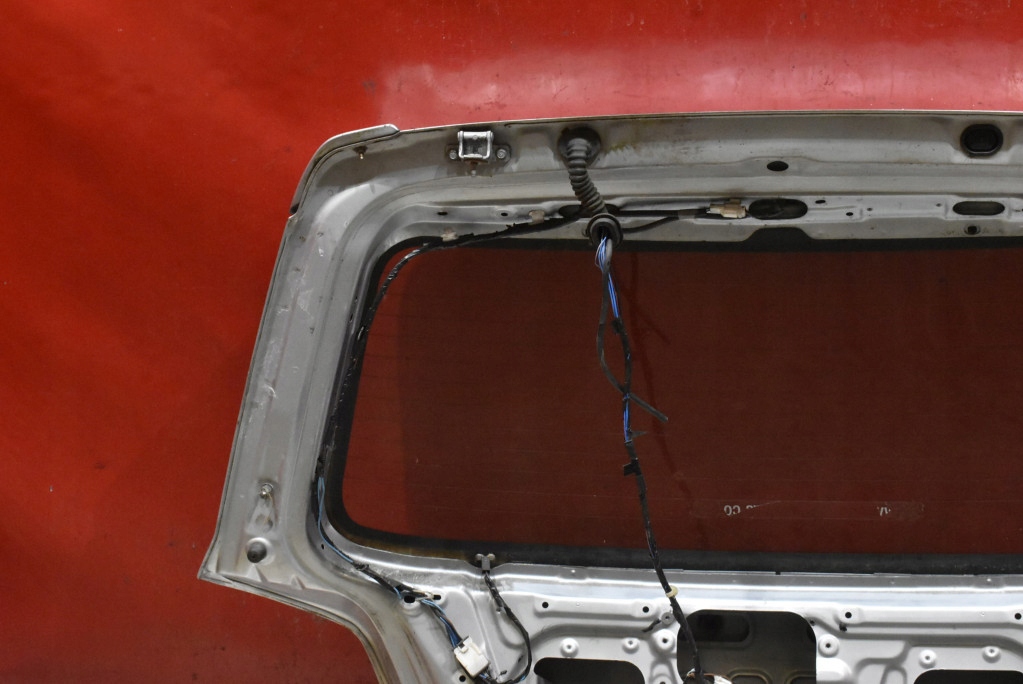 фото №12, Крышка багажника багажника задняя задняя серебристая mitsubishi outlander 1 i 01-08