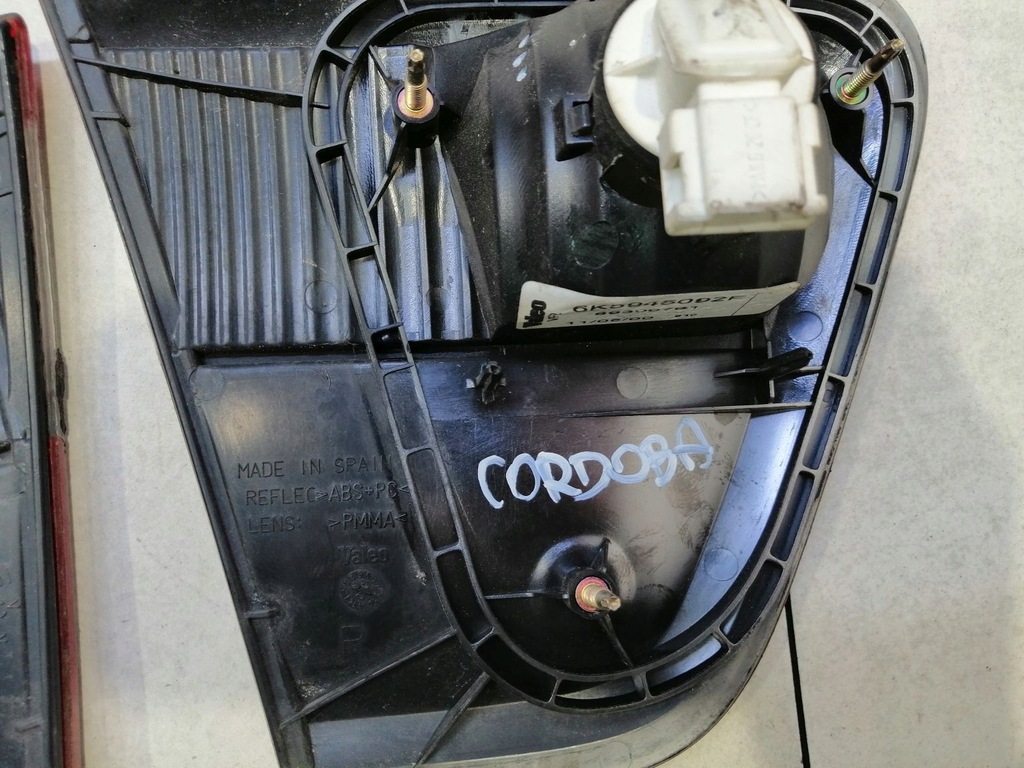 фото №9, Лампа задняя w крышка комплект seat cordoba ii