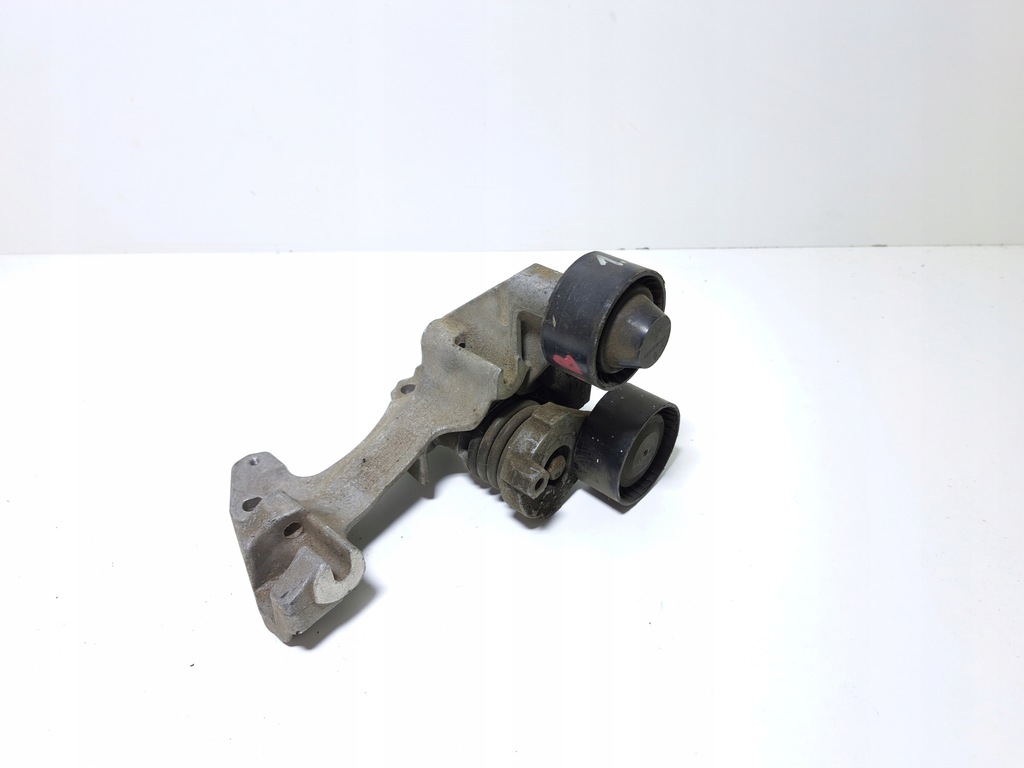 фото №1, Renault captur кронштейн генератора ролик 1.2 tce