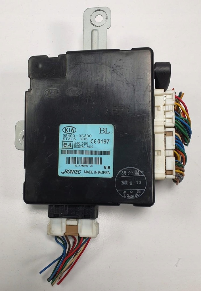 Купить Модуль центрального замка kia sorento 1 jc 954003e300 2.5l дизель 103kw