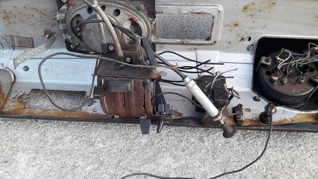 фото №13, Wartburg 353 66-84 приборная панель консоль приборная панель приборы kpl