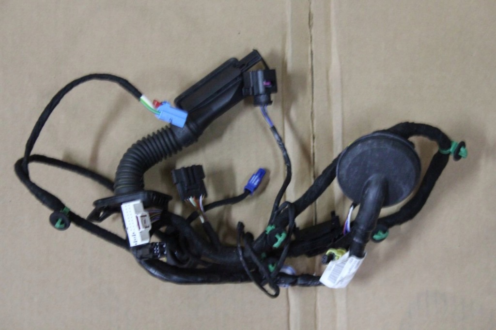 фото №1, Жгут дверь перед левый vw touareg iii 760971161fn