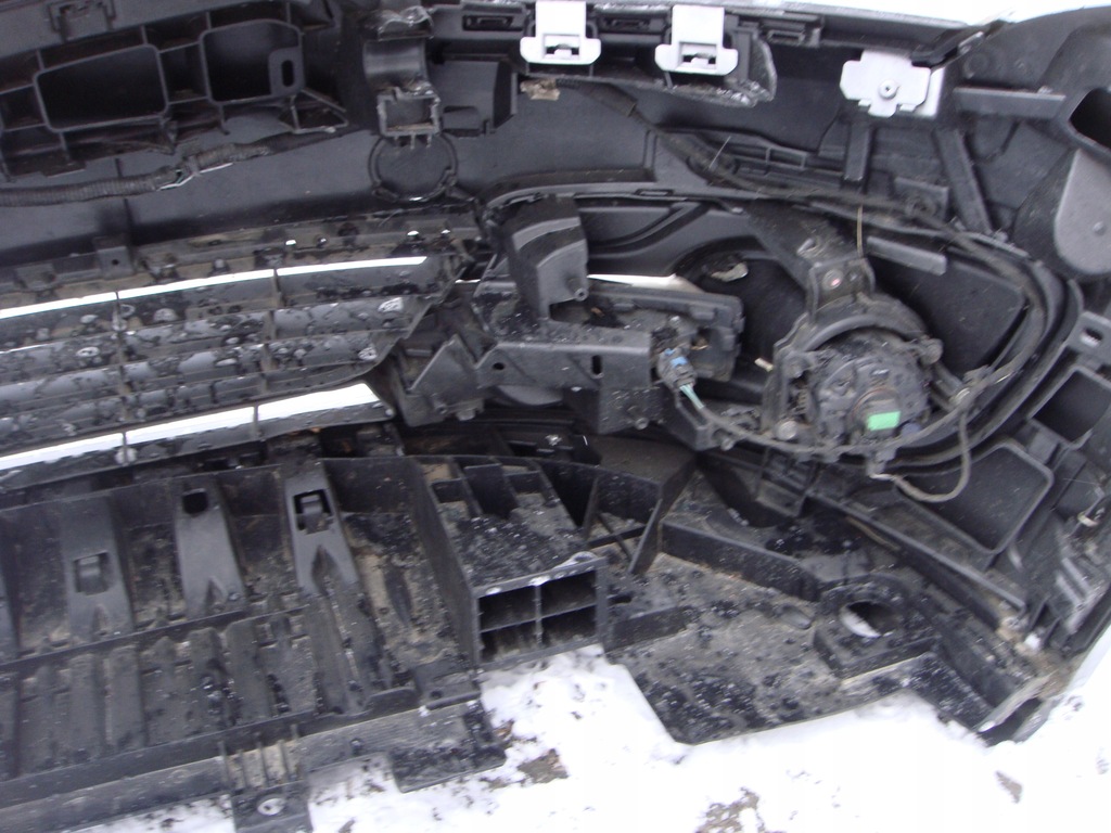 фото №8, Renault megane 3 iii 13- бампер перед передний 620220055r