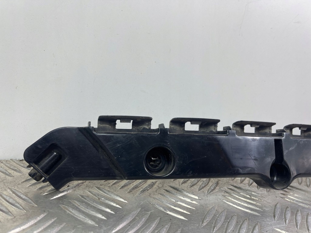 2015 jeep grand cherokee направляющая бампера заднего 55079223af Киев