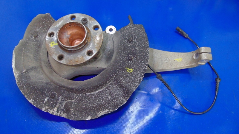 фото №1, Поворотный кулак ступица правый перед bmw f10 f11 10-17r