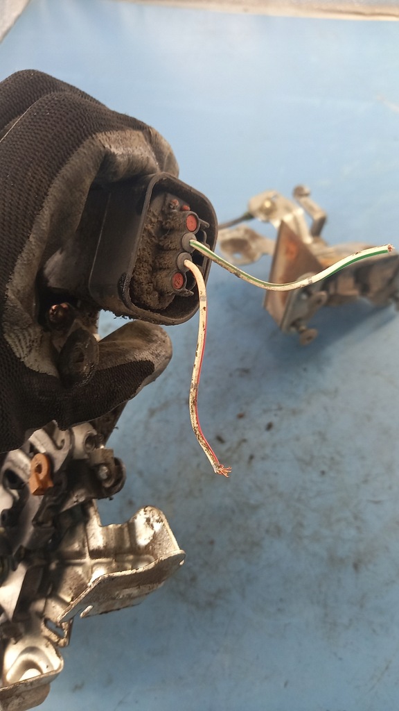 фото №6, Ручка wew.prawa задня toyota previa 01r 2.0d