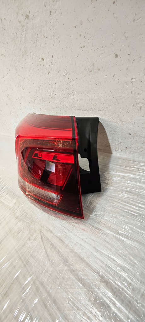 фото №2, Лампа левый задняя volkswagen vw t-roc cabrio 2gc