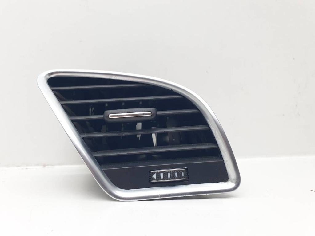 фото №1, Решітка обдув права audi a5 8t lift 8t1820902g