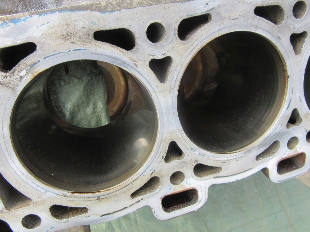 фото №5, Chevrolet captiva 3.2i 2010 блок двигателя