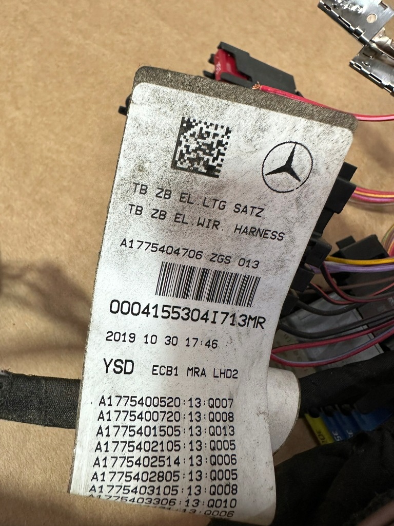 Жгут отсек двигателя, электропроводка под капот mercedes b klasa w247 m европа с Разборки