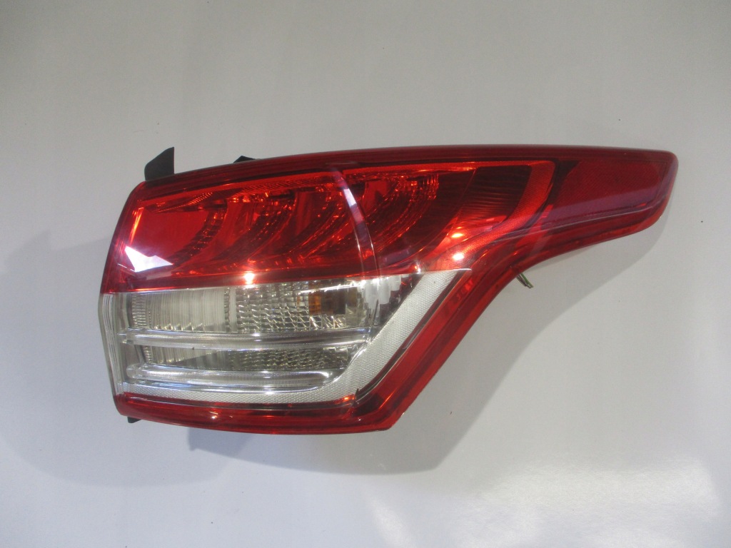 Купить Фара правый задний  ford kuga 2 mk2 przedlift 12-15 w крыло led