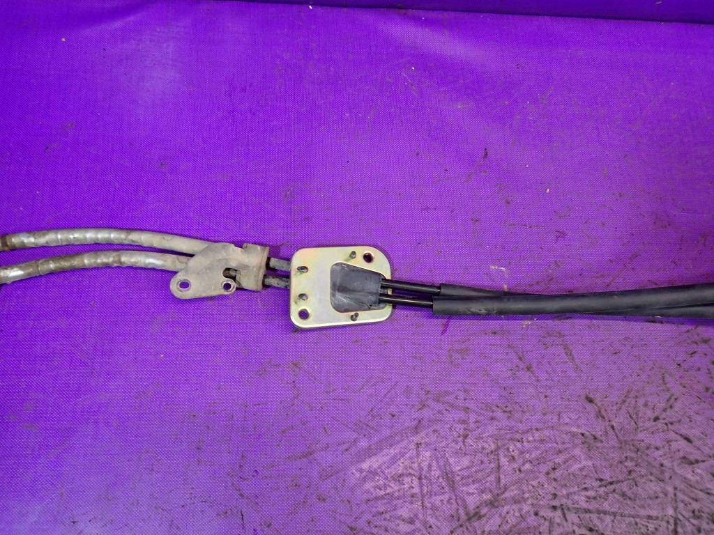 фото №7, Toyota avensis ii t25 02-06 1.8 домкрат выборщик переключения передач