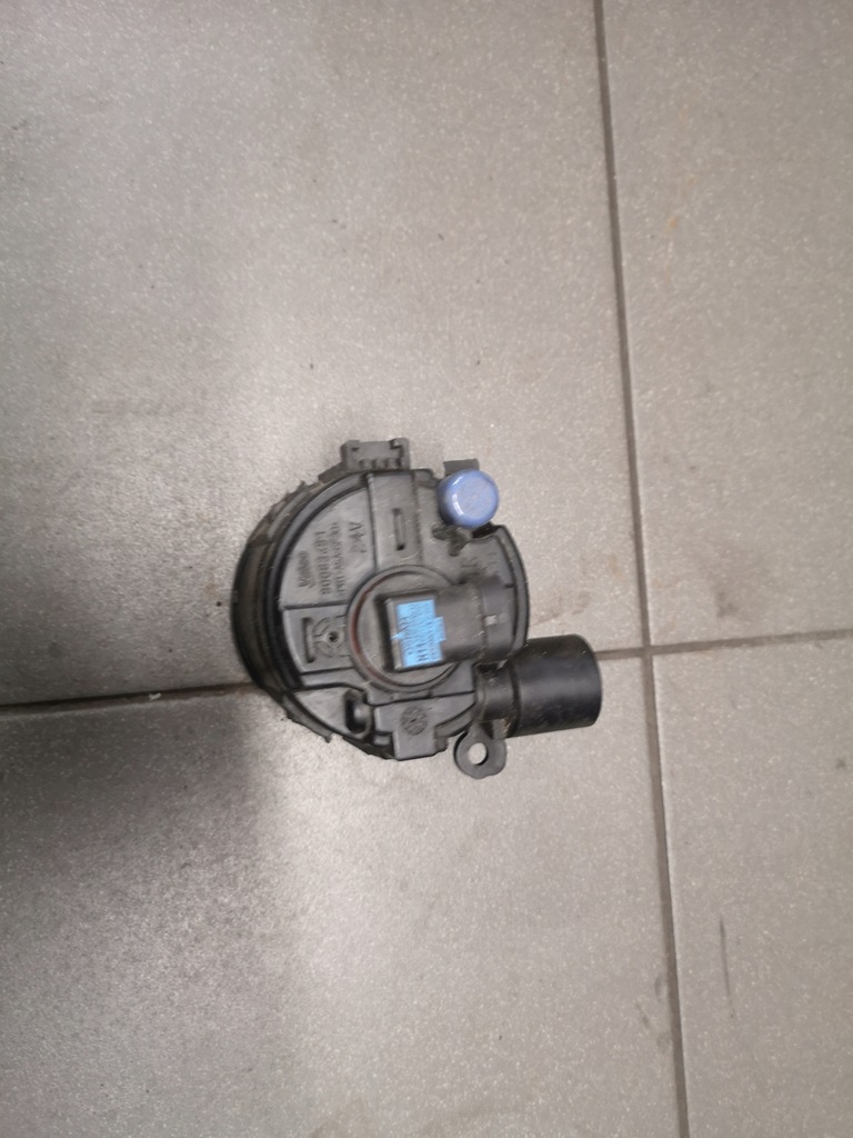 фото №3, Протитуманна фара правий renault clio iv 261508209r