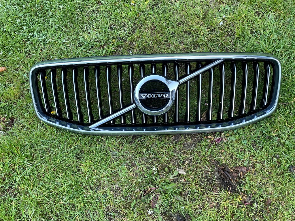 фото №1, Volvo xc60 ii решітка радіатора решітка радіатора 31457463 cała
