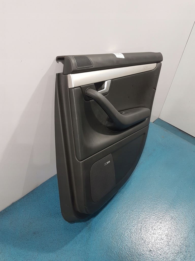 фото №4, Audi a4 b7 обивка дверь задняя правый