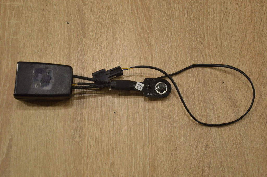 фото №1, Клипса поперечина правый перед chevrolet orlando