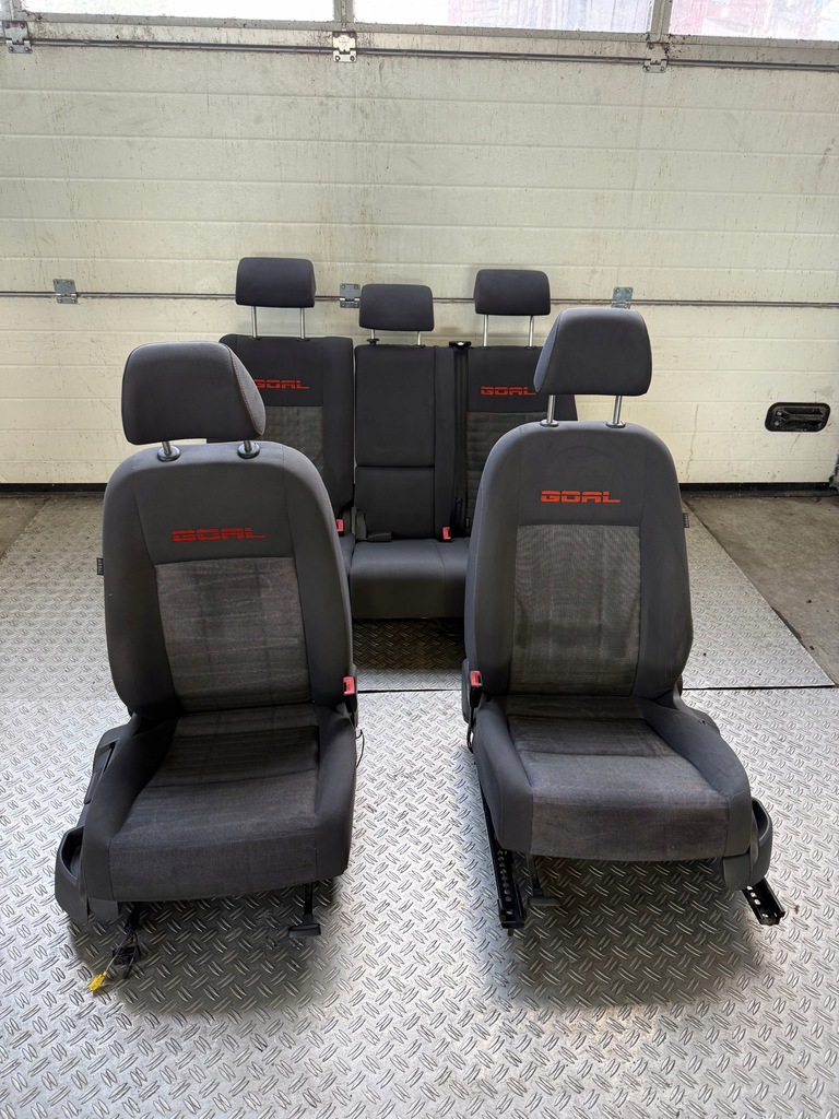 фото №1, Golf v plus 05- сидіння заднє сидіння комплект