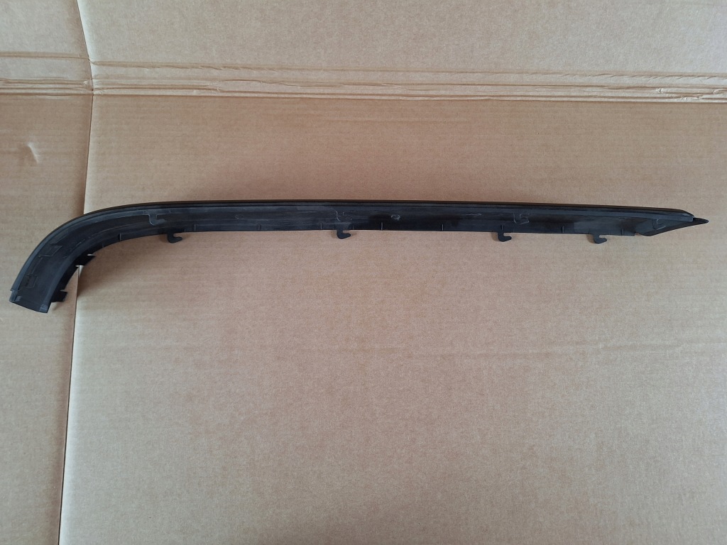 Молдинг бампера заднього пластик czarna ліва bmw 5 e34 51121944185 oryg. Доставка