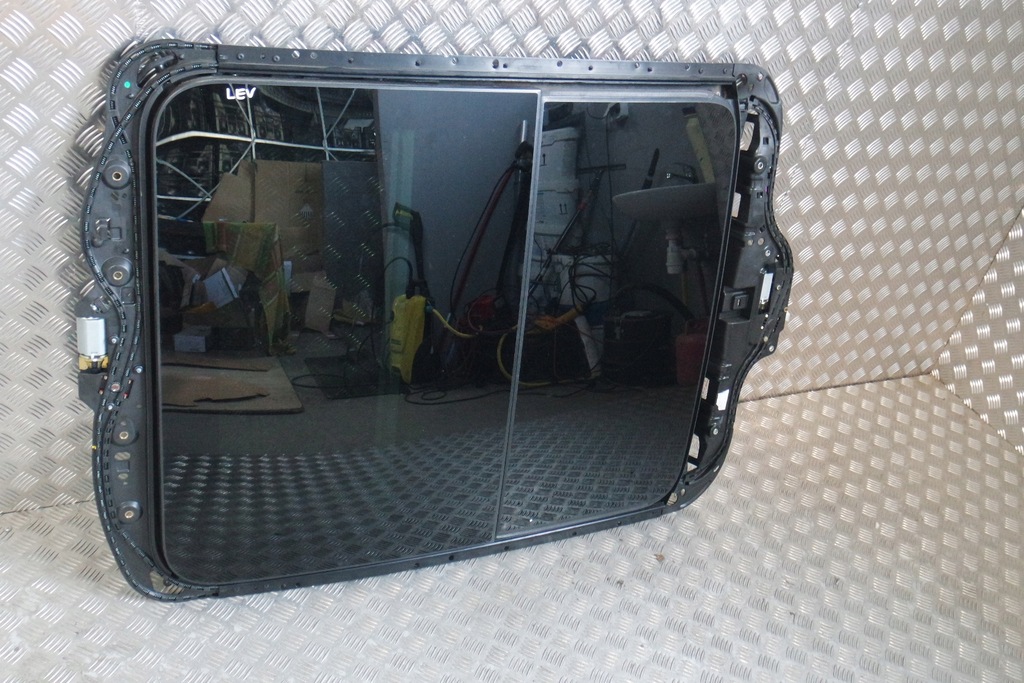 фото №1, Стекло крыша панорама maserati levante