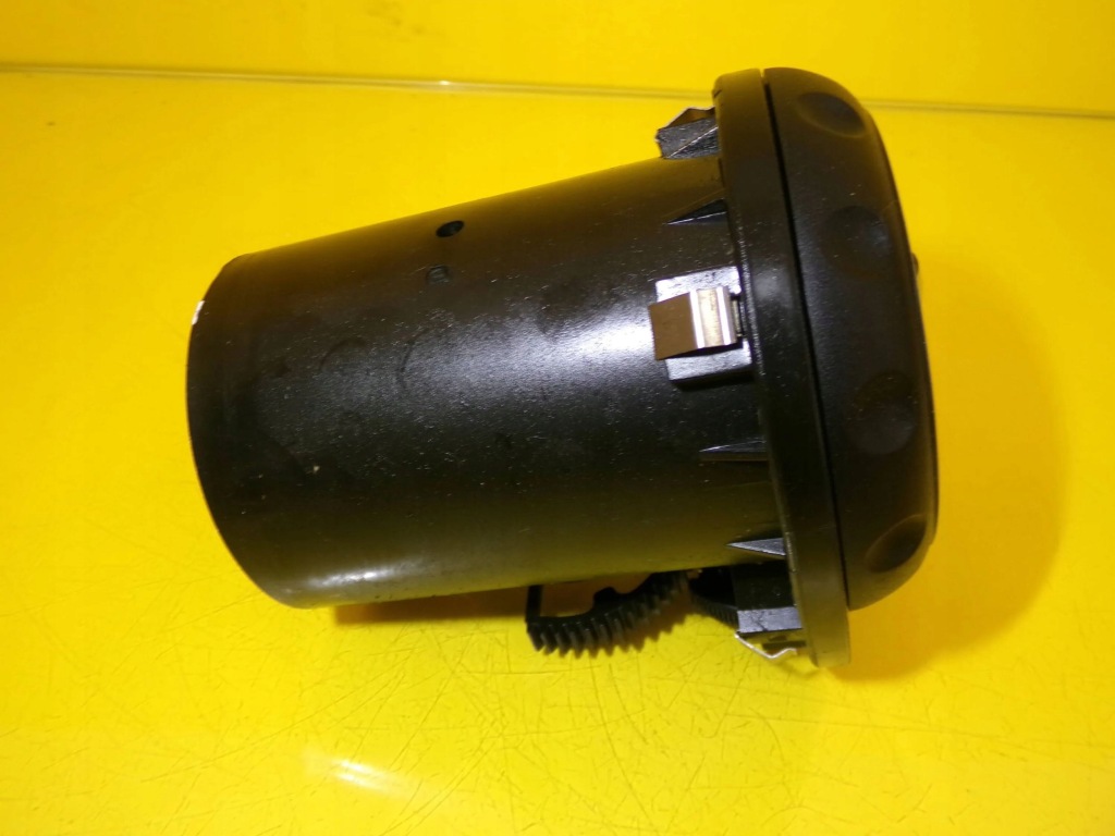 Решётка обдув правый перед alfa romeo 147 nr383 Недорого