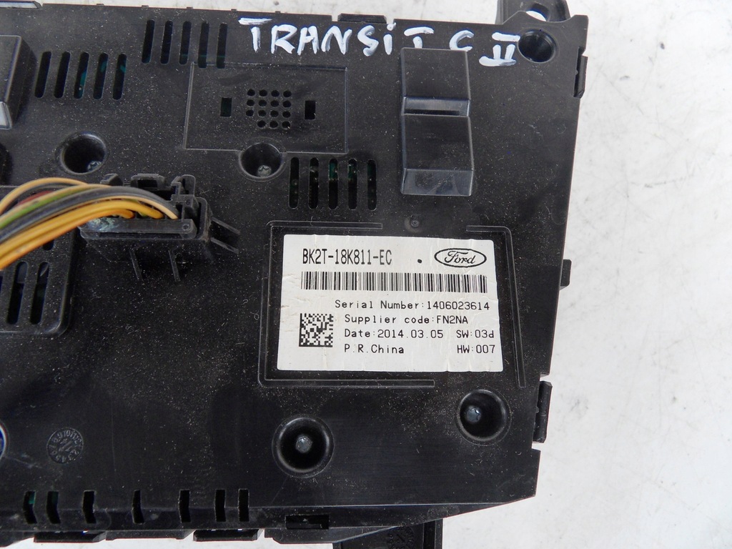 фото №4, Transit connect ii 2012- панель управление радио