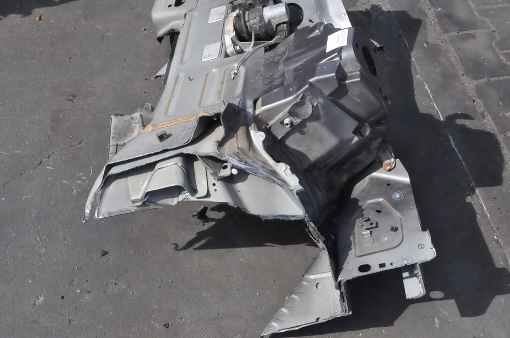 фото №7, Volvo xc60 ii чверть підкрилок лонжерон права перед передня