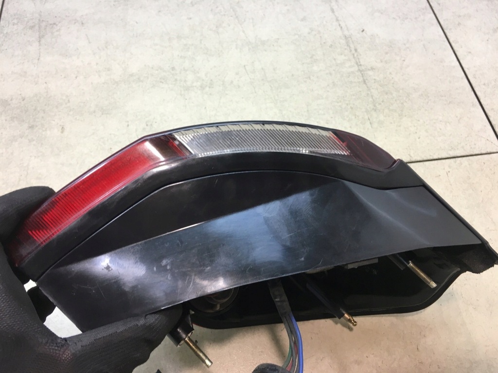 фото №7, Лампа лівий задня subaru legacy iii kombi