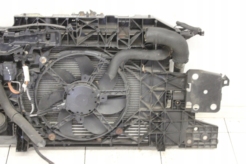 фото №7, Pas передній радіатор renault scenic iii 1.5 dci