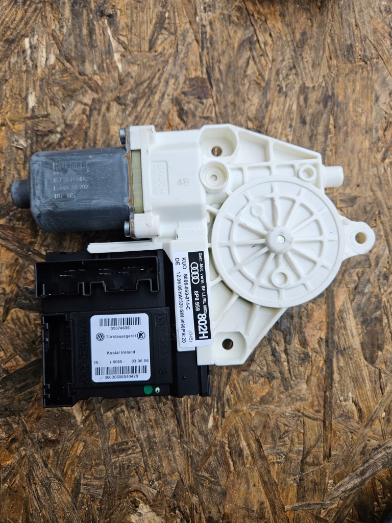 фото №1, Audi a3 8p моторчик скло правий перед