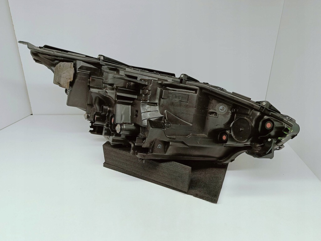 Toyota bz4x 22- фара ліва перед передня full led європа  koito 42-118 в Україні