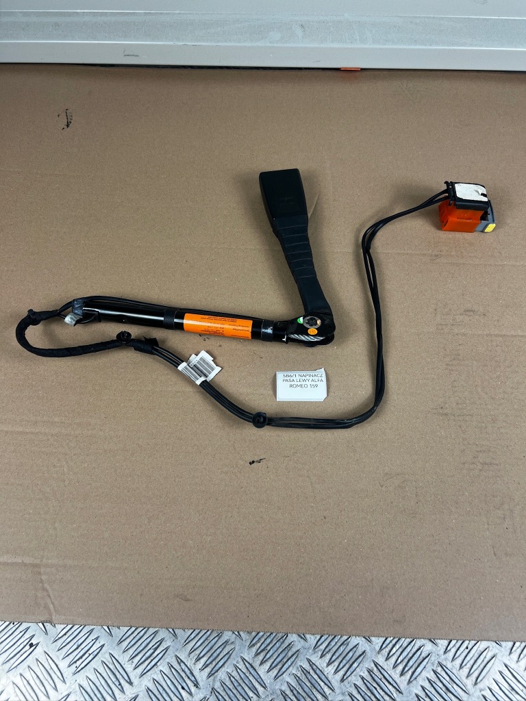 Купить Alfa romeo 159 184838860 натяжитель поперечина левое  перед передний клипса