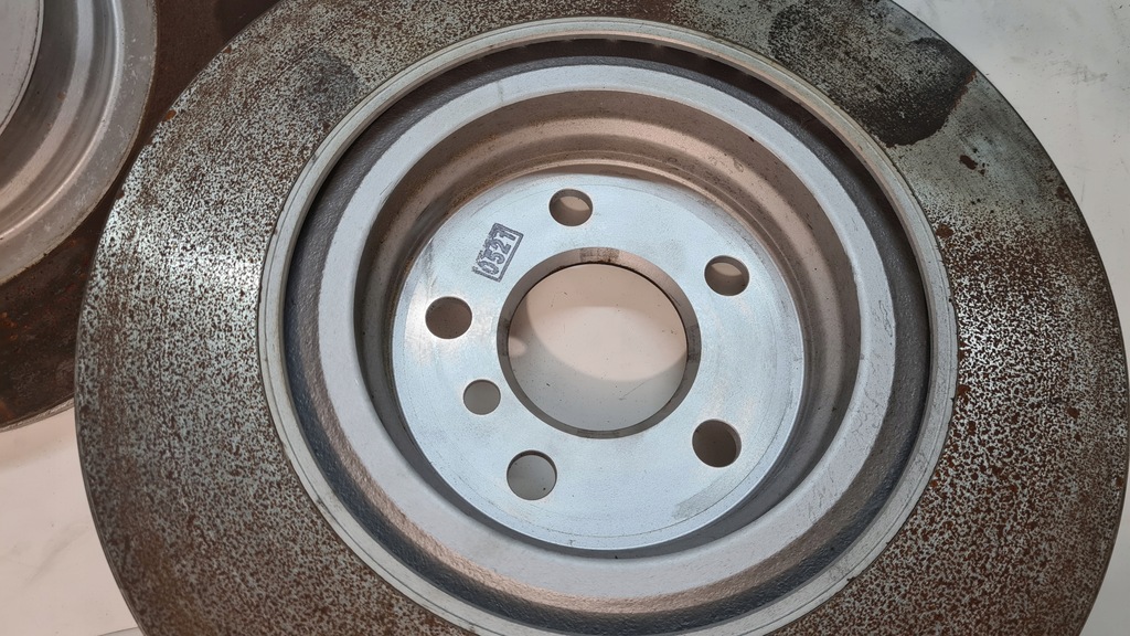 фото №16, Суппорты brembo тормозные диски тормозные колодки bmw 1 f40 f52 x1 f39