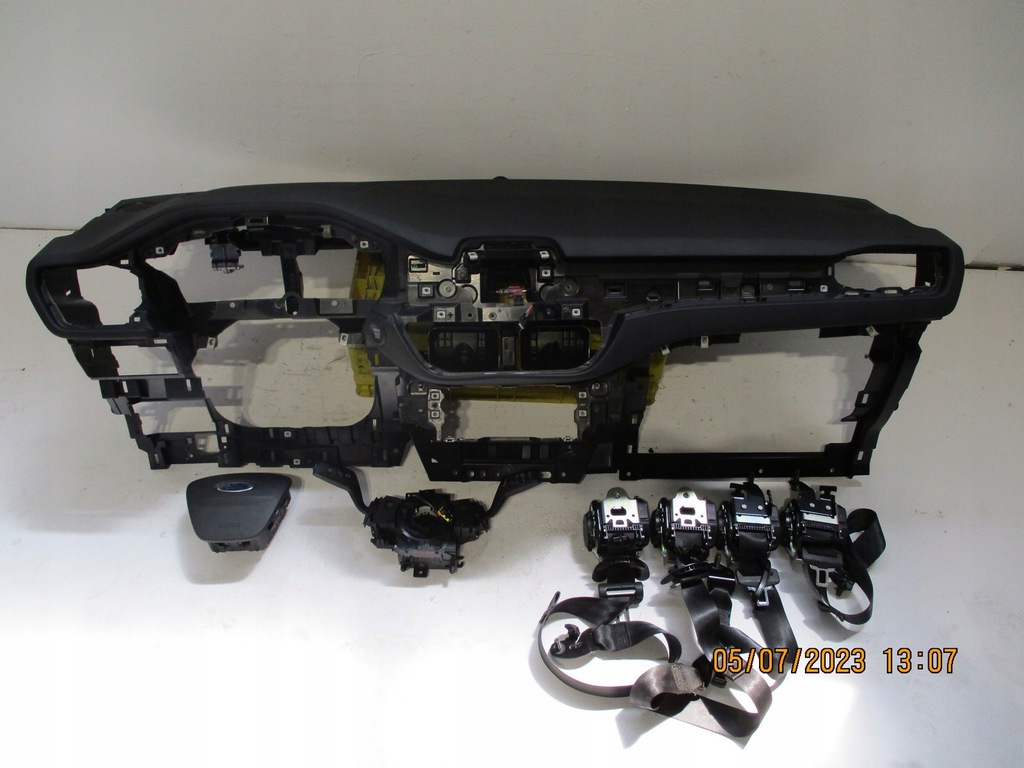 фото №1, Консоль pulpit панель приладів ford kuga mk3