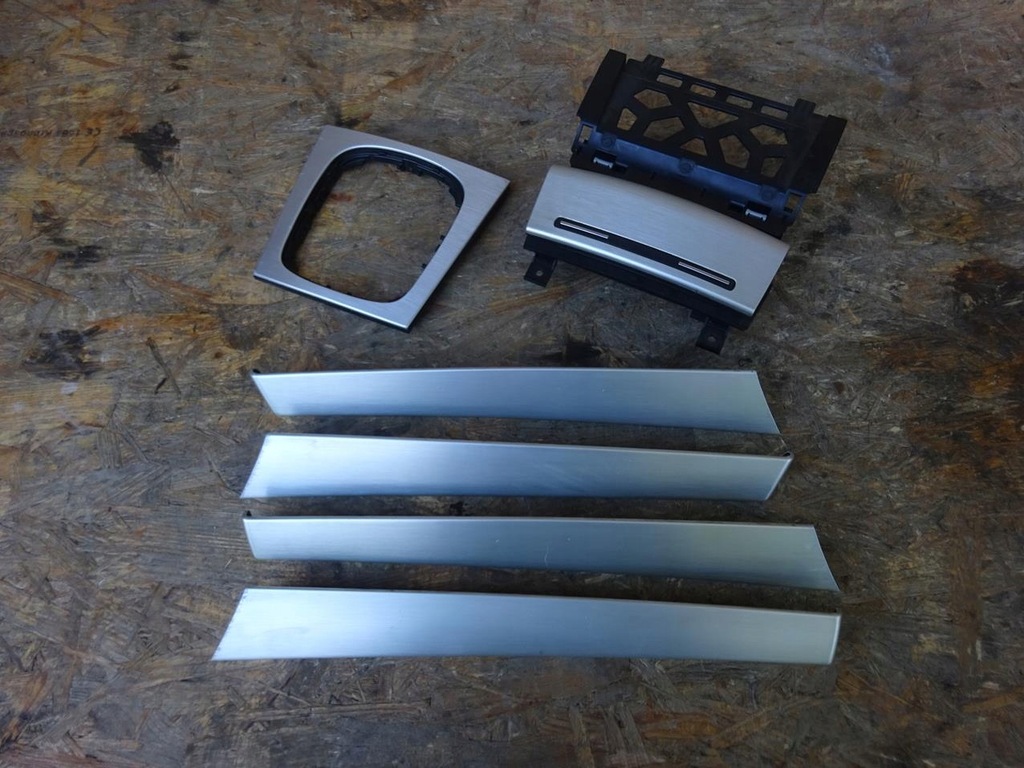 фото №1, Audi a3 8p 8p4 5d sportback накладки декори двері рамка dsg s-line