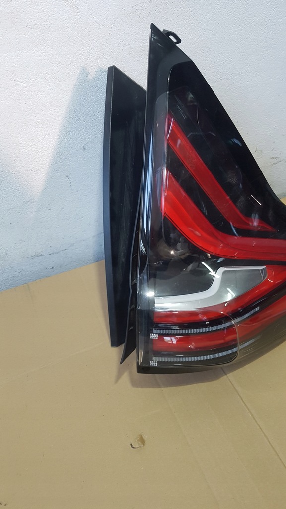 фото №4, Лампа задняя правая espace v