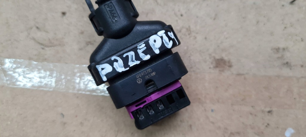 Q5 8r штекер колодка расходомер 4f0973705 a6 c8 4k q7 4m q8 q5 a4 b9 Недорого